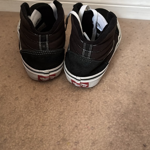 Old Skool high top black and white vans - Picture 3 of 3